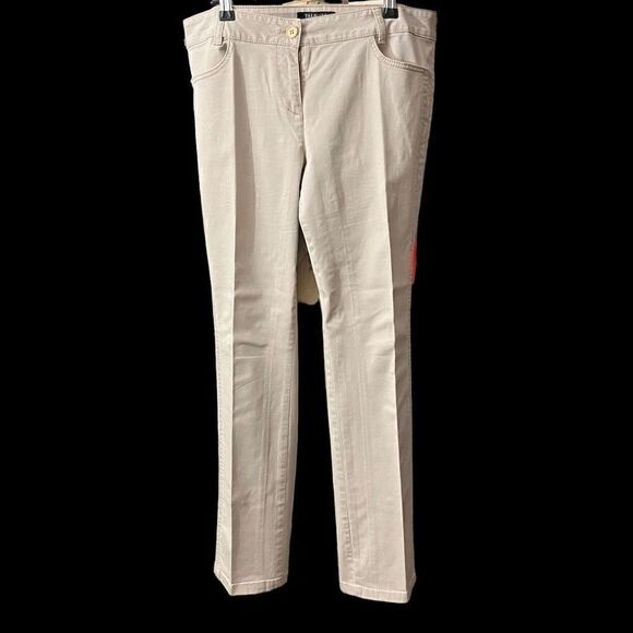 Talbots Women’s Pleated Khakis / SZ: 10P / EUC - Picture 3 of 9